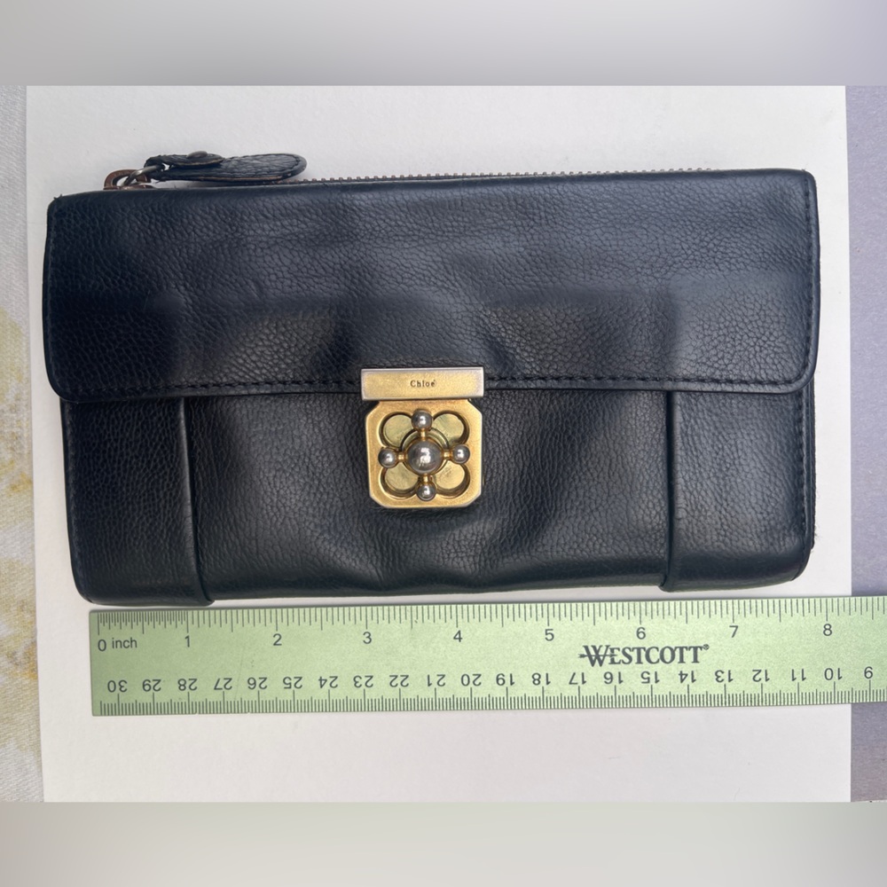 Chloe Elise Long Twist Lock Black and Gold Leather Wallet - Picture 15 of 16